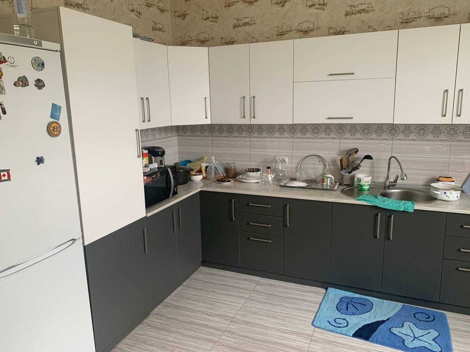 11-комнатный дом, 350 м², Джизак, на продажу