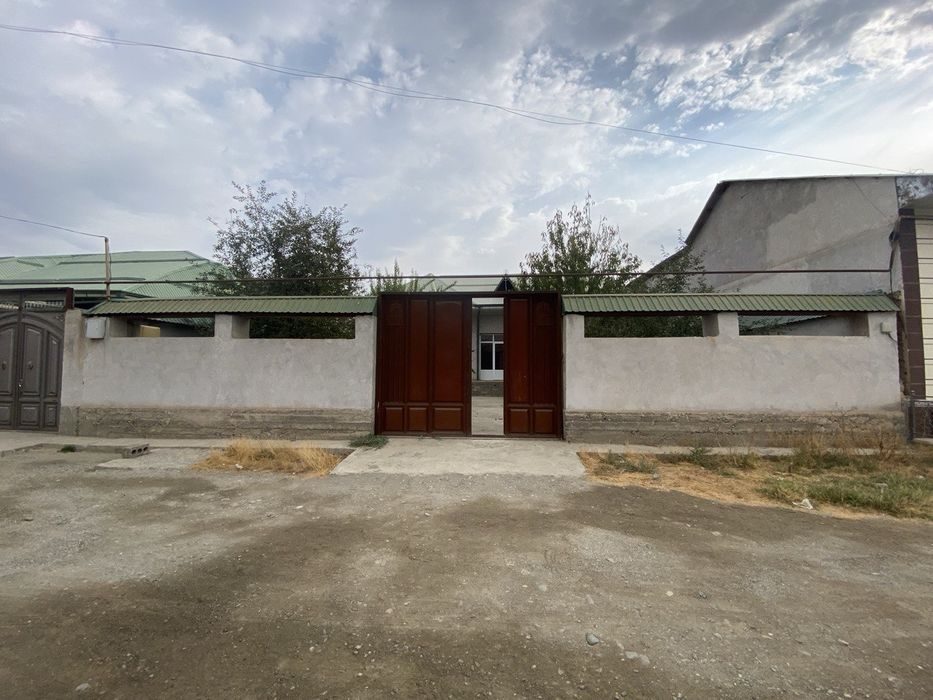 7-комнатная часть дома, 6000 м², Джизак, на продажу