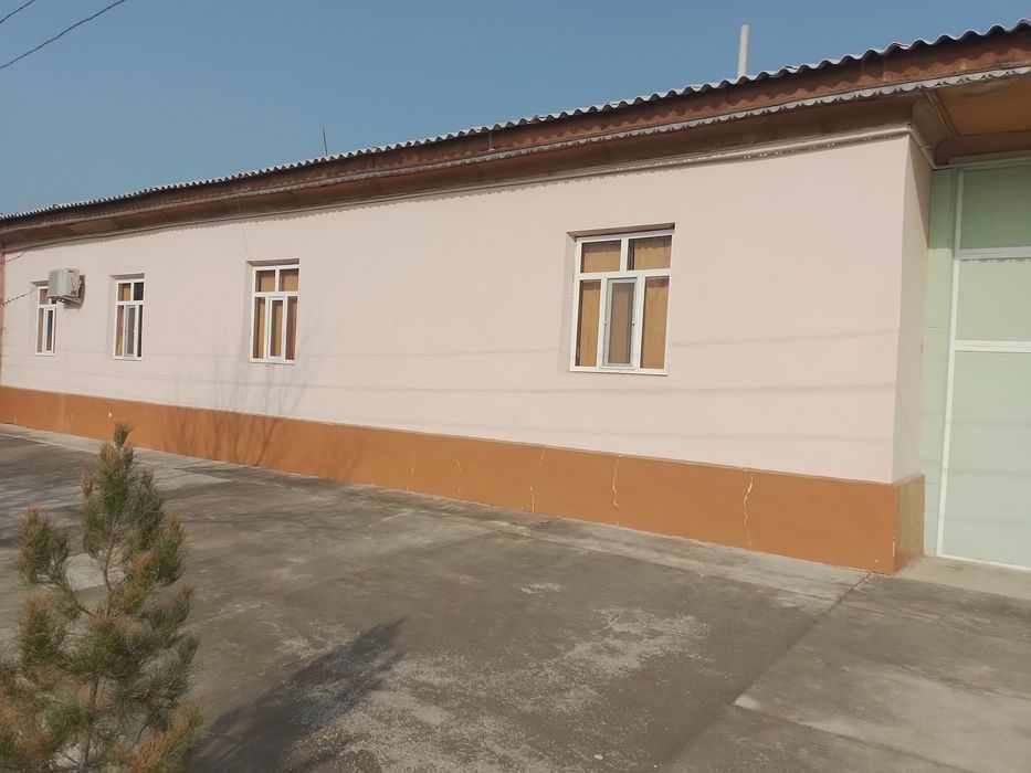 8-комнатный дом, 1600 м², Джизак, на продажу