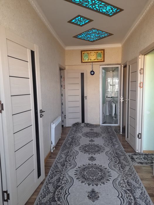 4-комнатный дом, 600 м², Джизак, на продажу