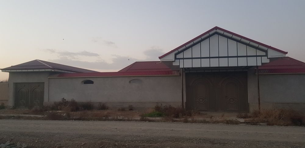 10-комнатный дом, 24 м², Джизак, на продажу
