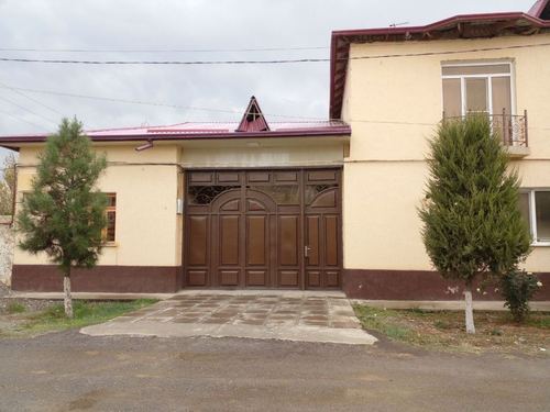 8-комнатный коттедж, 302 м²