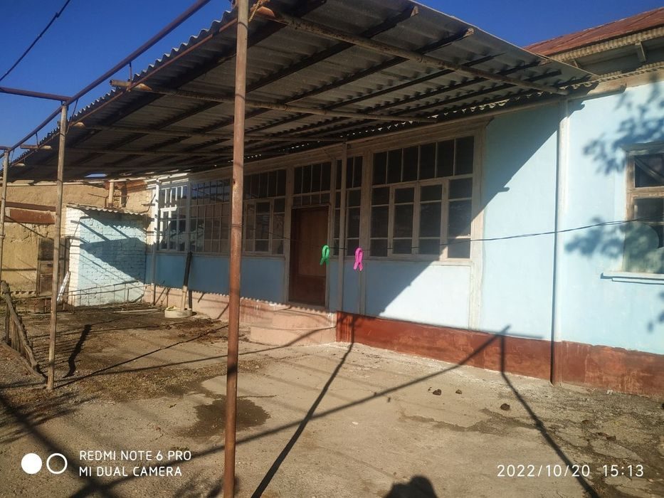 6-комнатный дом, 4 м², Джизак, на продажу