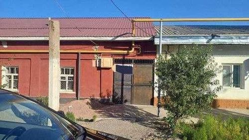 4-комнатный коттедж, 3000 м²