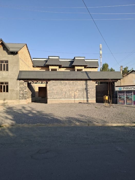 6-комнатный дом, 220 м², Джизак, на продажу