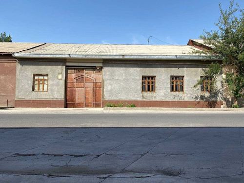 7-комнатный коттедж, 1400 м²
