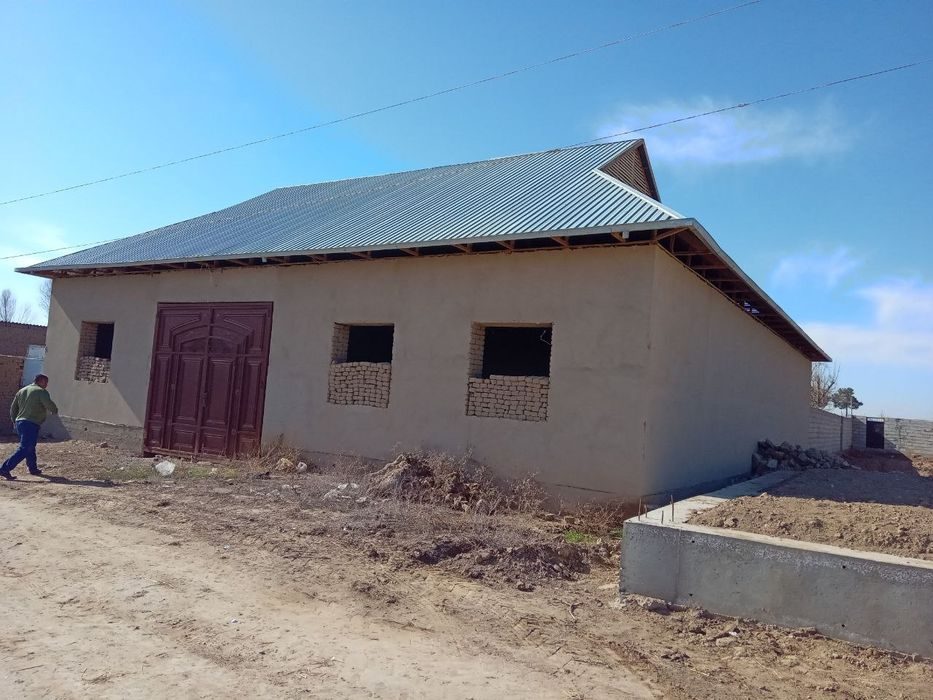 5-комнатный коттедж, 170 м², Термез, на продажу