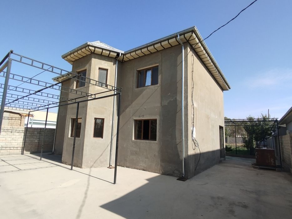 5-комнатная дача, 240 м², Термез, на продажу