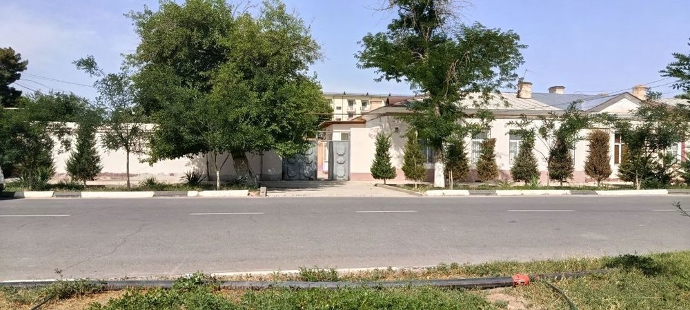 5-комнатный дом, 600 м², Термез, на продажу