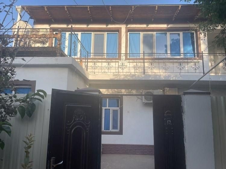4-комнатный дом, 144 м², Термез, на продажу