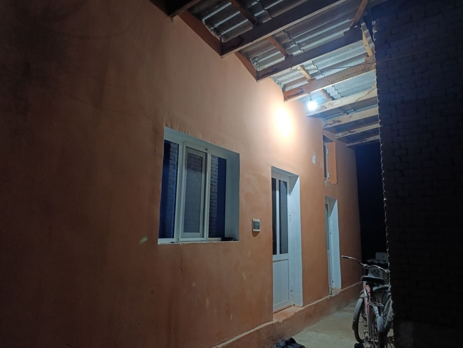 6-xonali dacha, 6000 m², Termiz, sotuvga