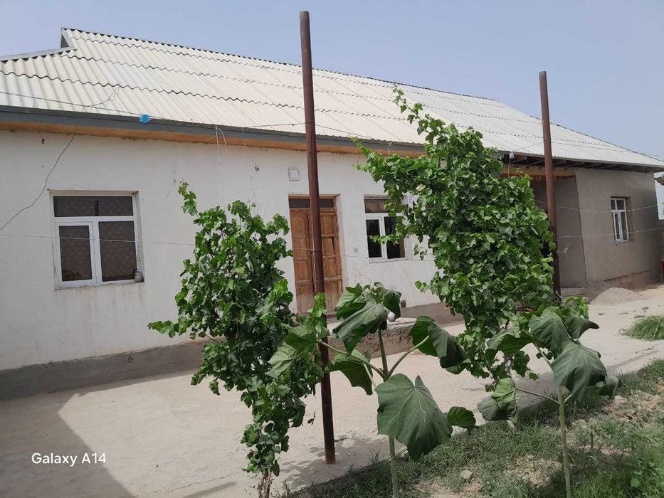 4-room cottage, 7 m², Termez, for sale