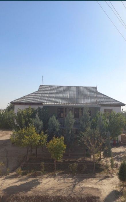 12-комнатный дом, 600 м²