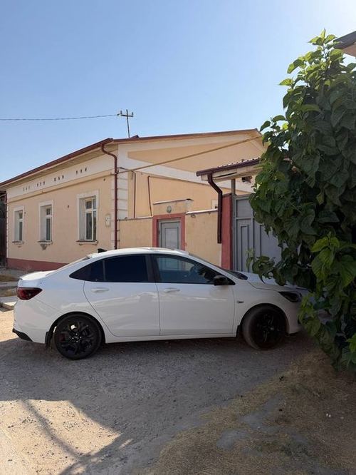 4-комнатный коттедж, 600 м²