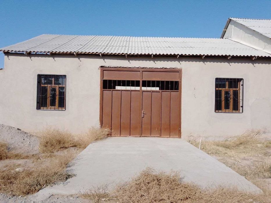 3-xonali uy, 40 m², Termiz, sotuvga