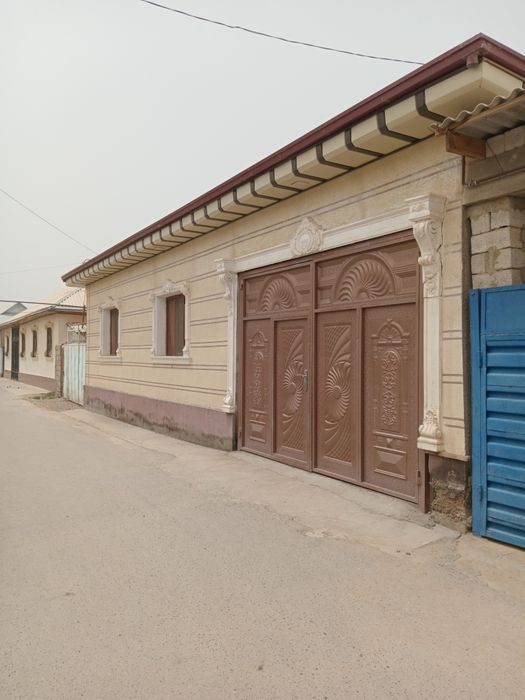 4-room cottage, 200 m², Termez, for sale