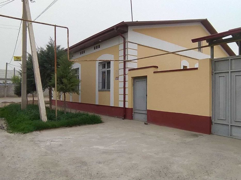 4-room cottage, 600 m², Termez, for sale