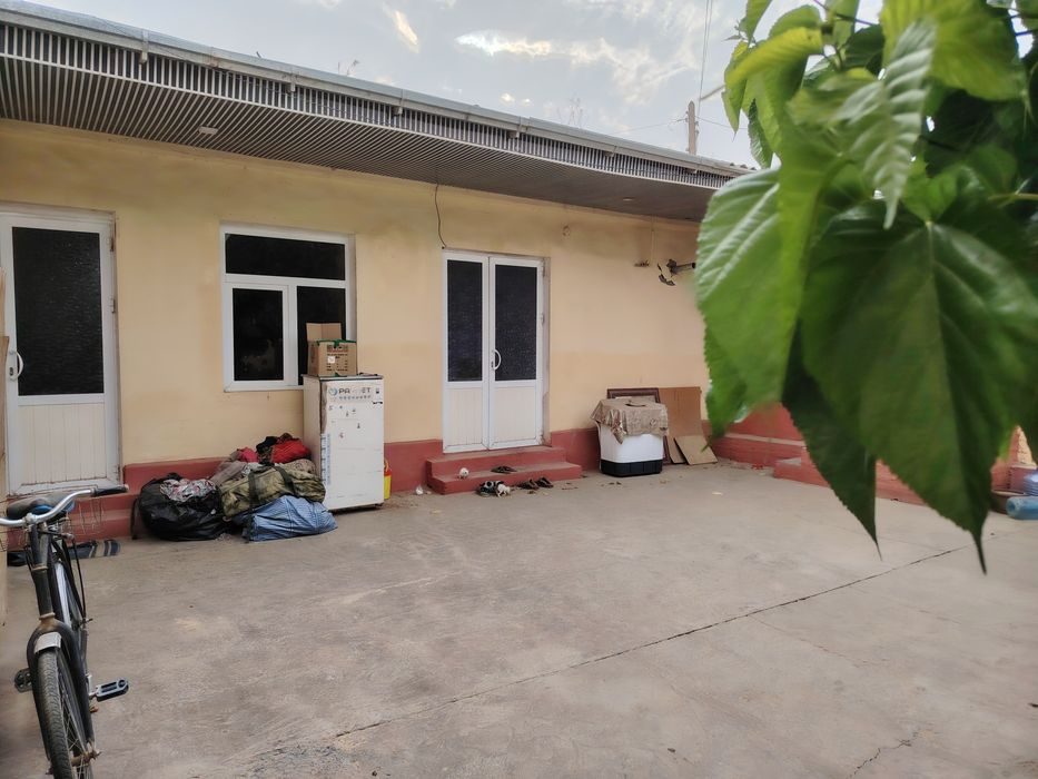 3-xonali uy, 230 m², Termiz, sotuvga