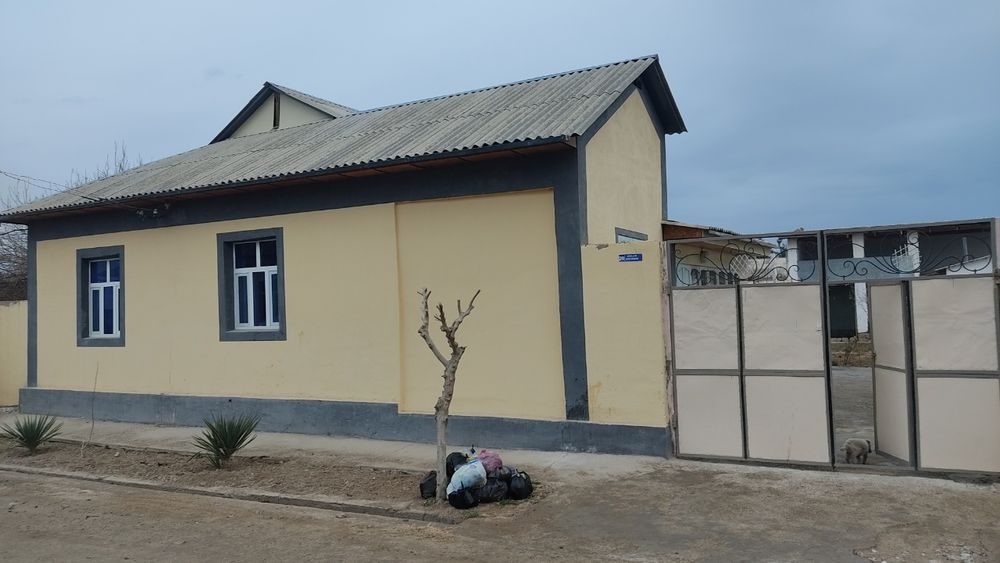 4-room house, 100 m², Termez, for sale