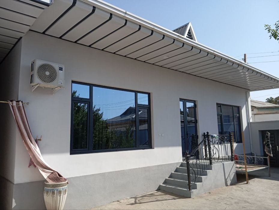 12-xonali uy, 800 m², Termiz, sotuvga