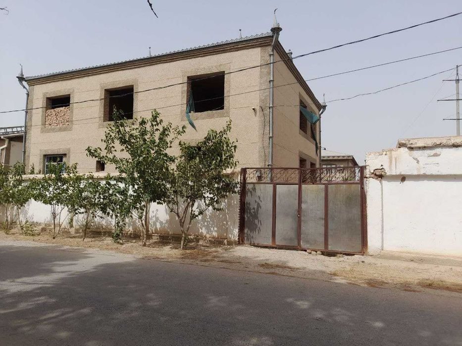 13-room cottage, 1061 m², Termez, for sale
