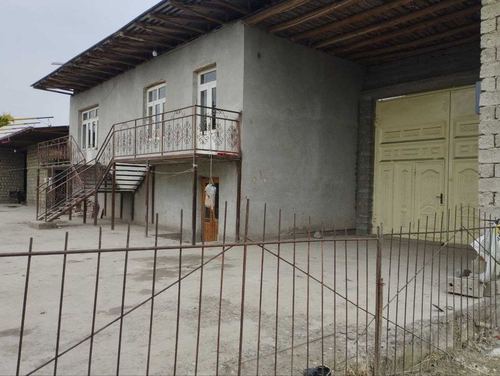 4-room house, 891 m²