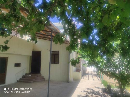 3-room dacha, 8 m²