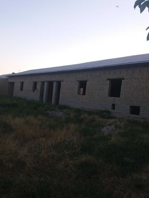 9-xonali uy, 1600 m²