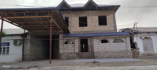 6-room house, 800 m²