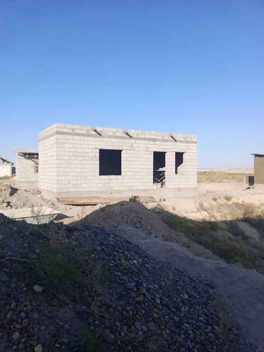 2-room house, 600 m², Кызылтепа, for sale