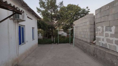 4-room house, 584 m²
