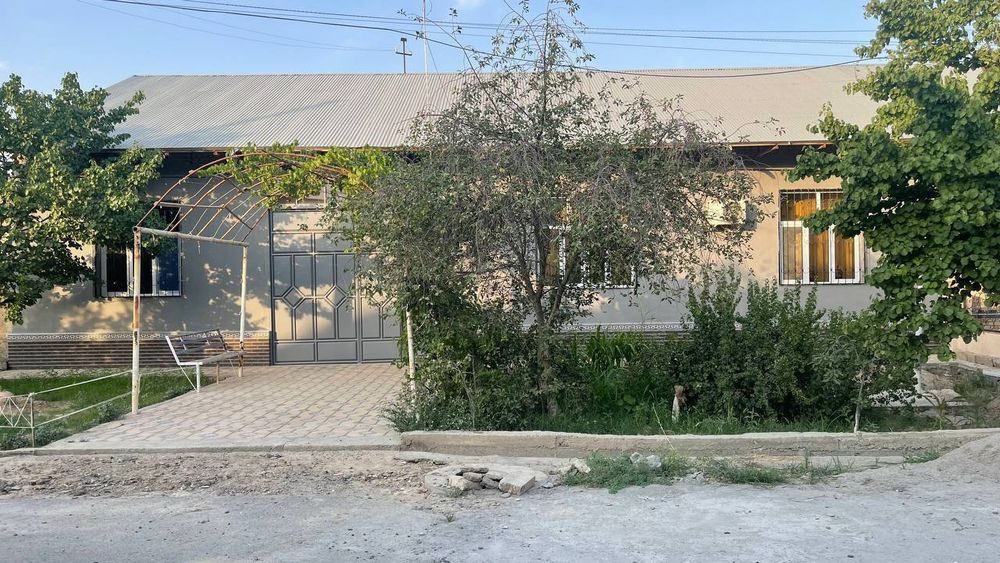 5-room house, 6000 m², Navoi, for sale