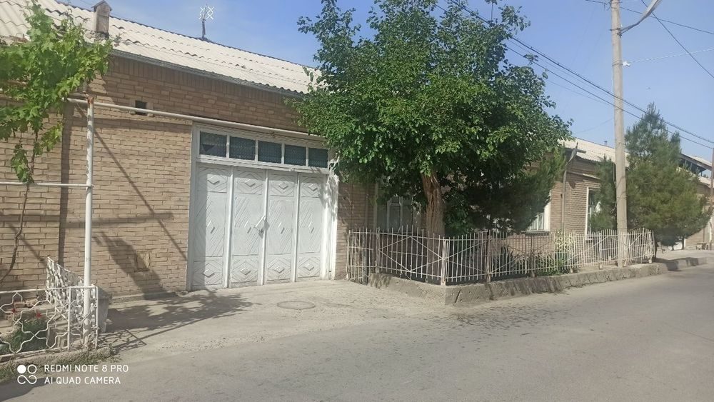 6-room house, 4 m², Bukhara, for sale