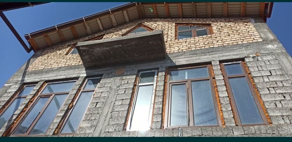10-xonali uy, 250 m², Samarqand, sotuvga