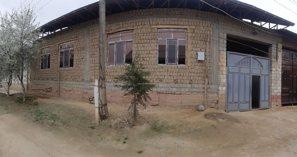 10-xonali uy, 8000 m², Samarqand, sotuvga