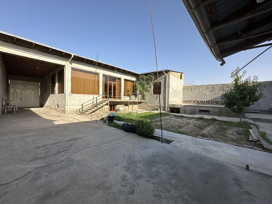 5-xonali uy, 260 m², Samarqand, sotuvga