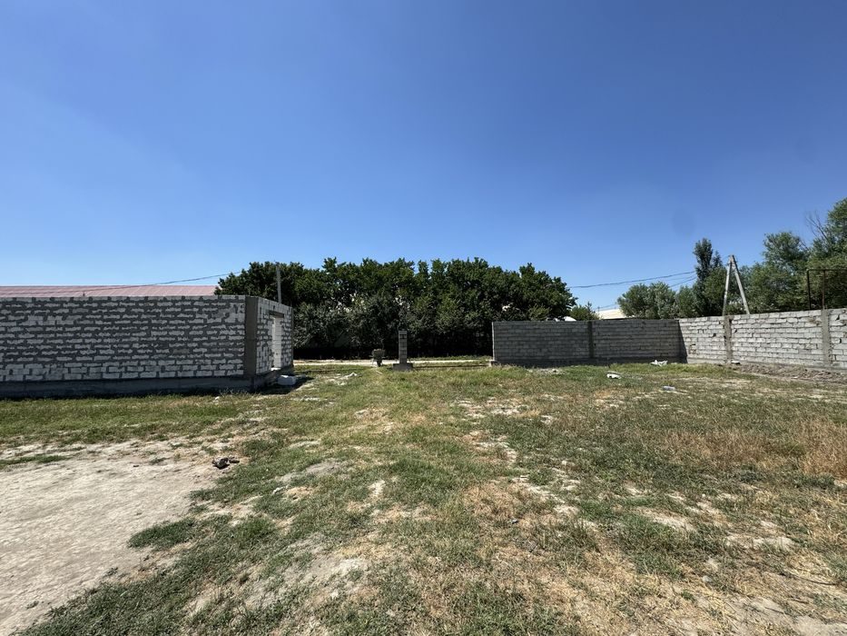 2-room cottage, 2 m², Ромитан, for sale