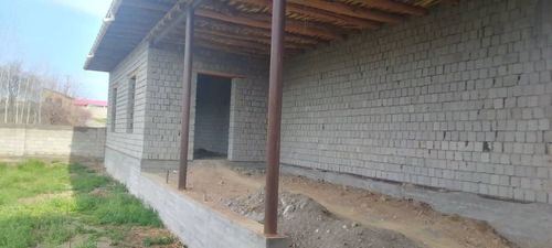 1-xonali uy, 10000 m²