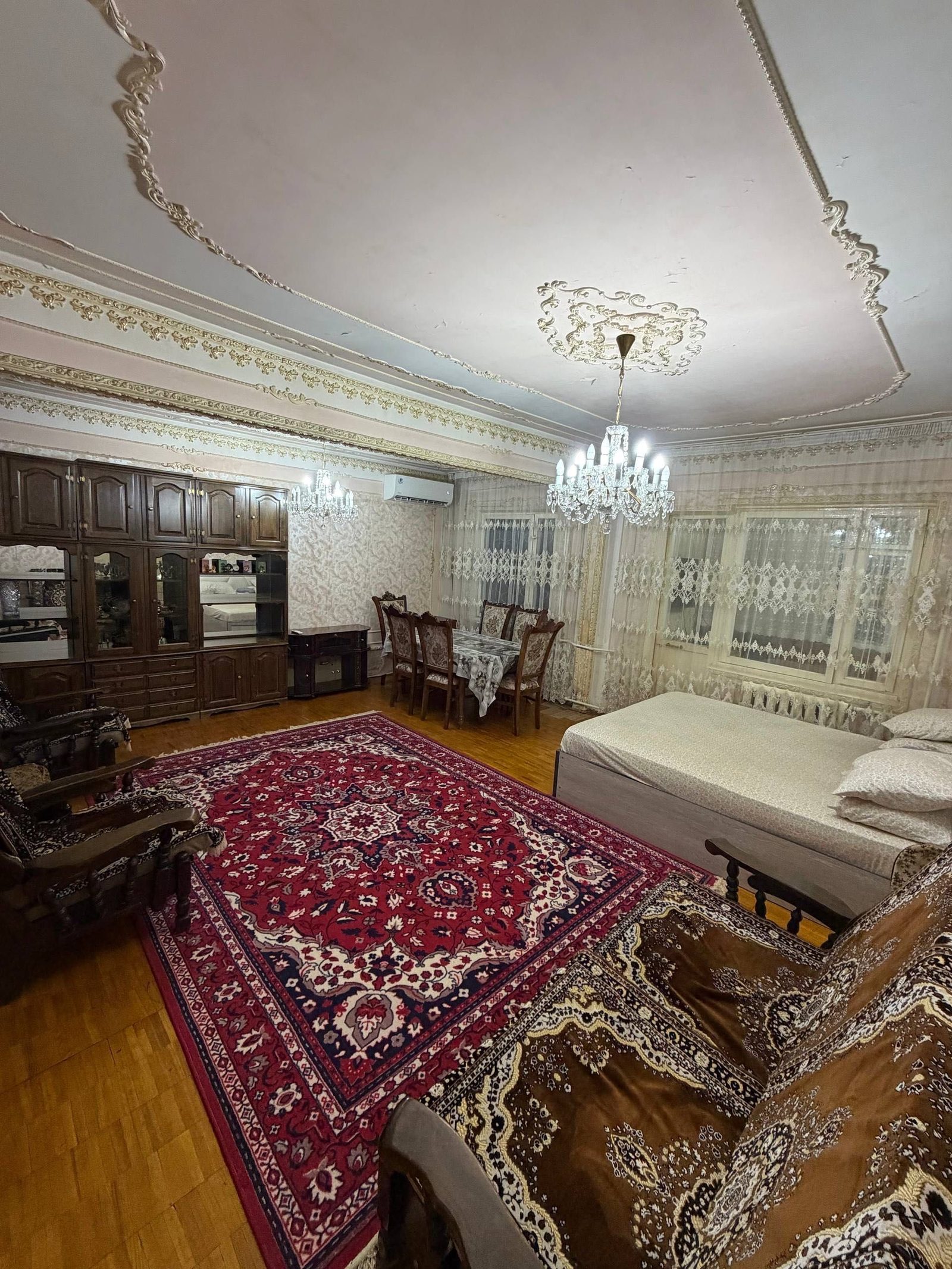 4-xonali kvartira, 90 m², Toshkent, Mirzo Ulug‘bek tumani, ijaraga