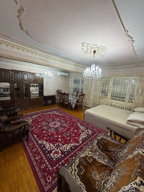 4-xonali kvartira, 90 m²