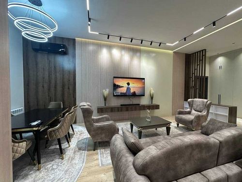 2-комнатная квартира, 83 м²