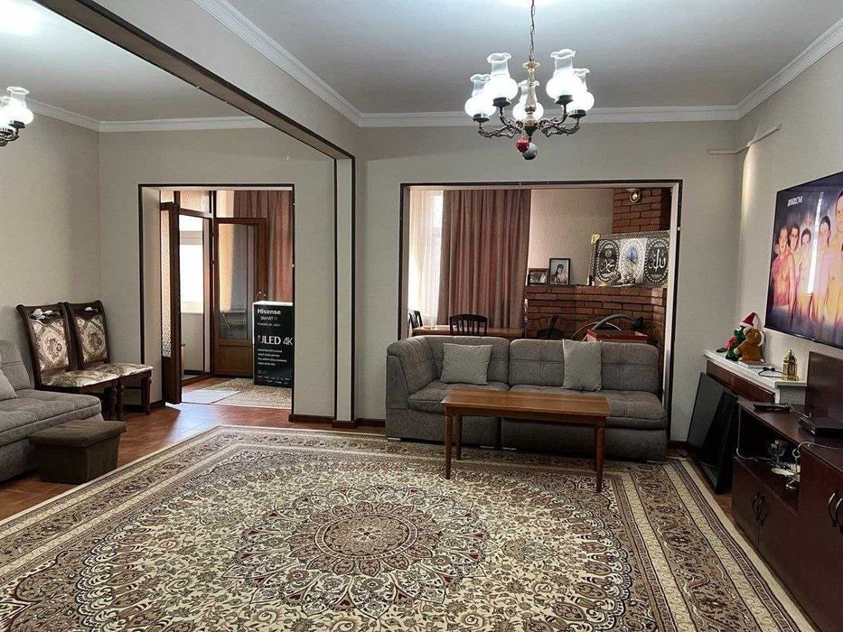 5-xonali kvartira, 110 m², Toshkent, Mirzo Ulug‘bek tumani, sotuvga