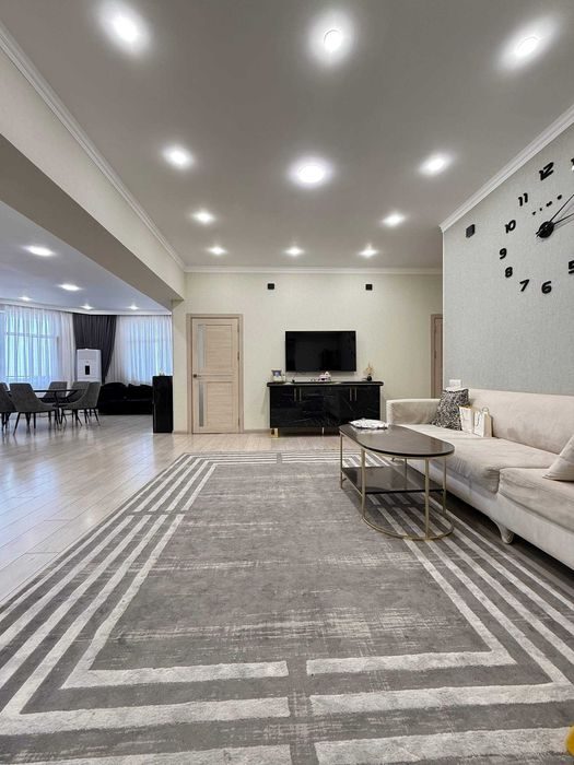 5-room apartment, 160 m², Tashkent, Mirzo Ulugbek District, for sale