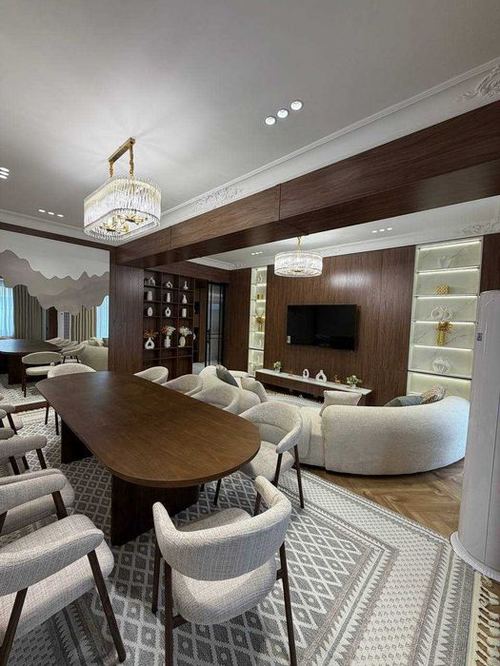 4-комнатная квартира, 140 м²