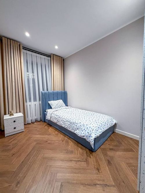 3-xonali kvartira, 75 m²