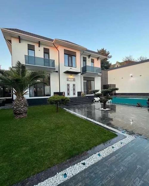 6-комнатная квартира, 280 м²