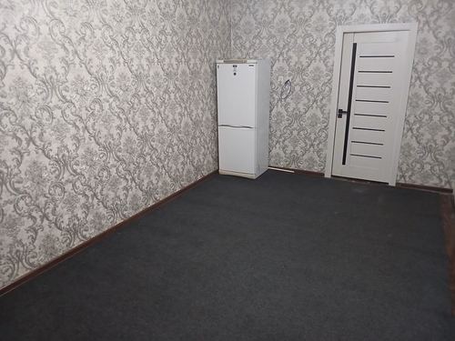 1-xonali kvartira, 70 m²