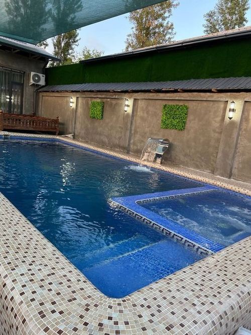 3-xonali uy, 300 m²