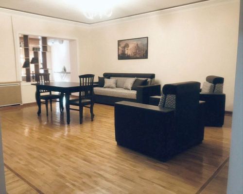 2-xonali kvartira, 74 m²