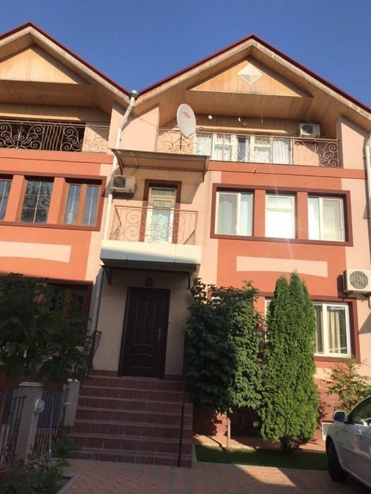 5-xonali uy, 237 m², Toshkent, Mirzo Ulug‘bek tumani, sotuvga